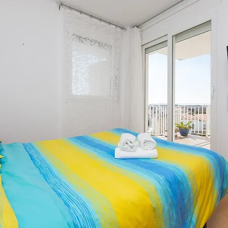 Royal Marina Ii Apartment
